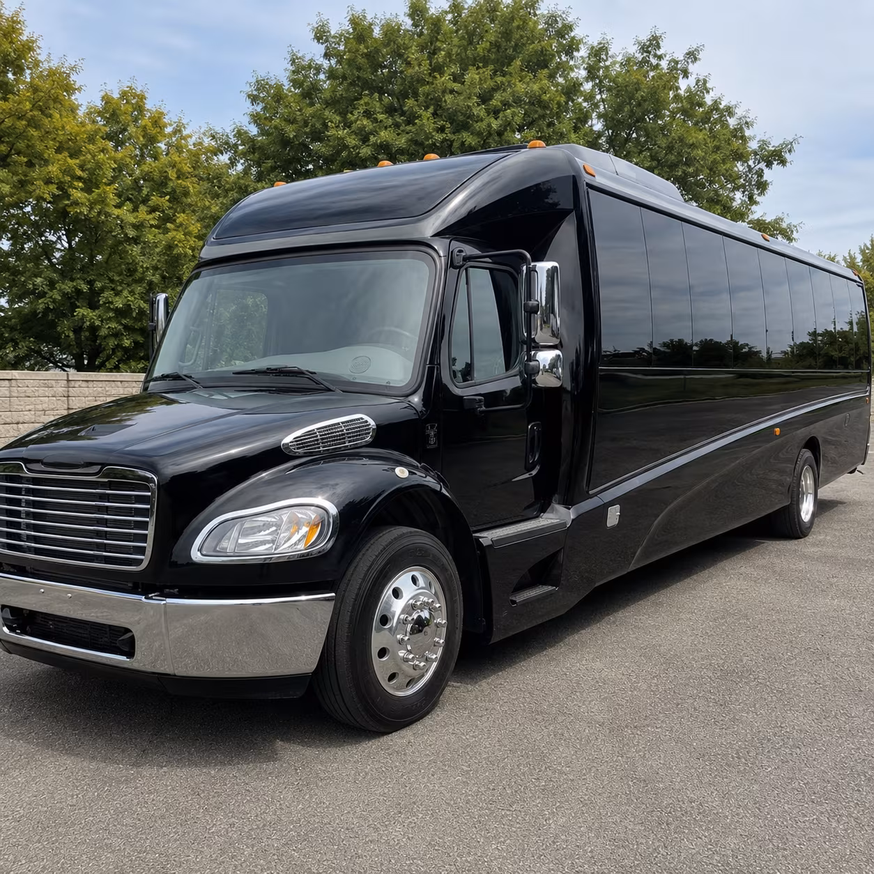 southfield 15 passenger minibus