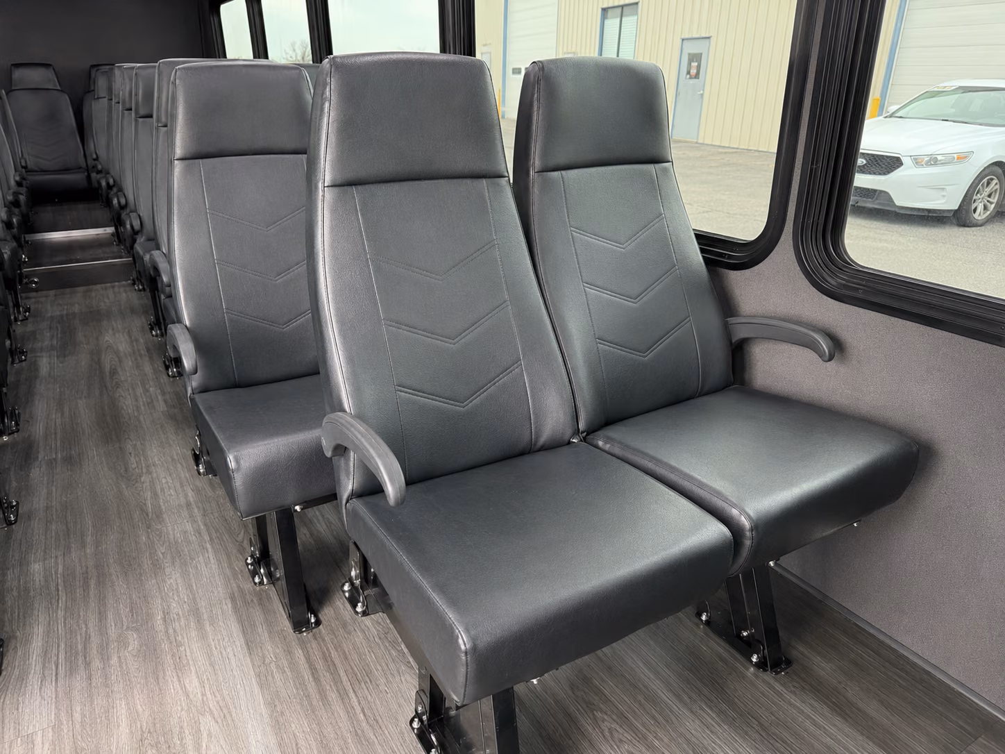 southfield 20 passenger minibus interior