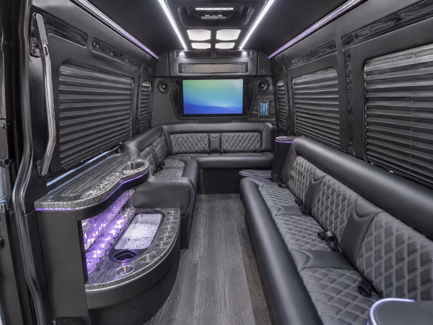 southfield charter bus