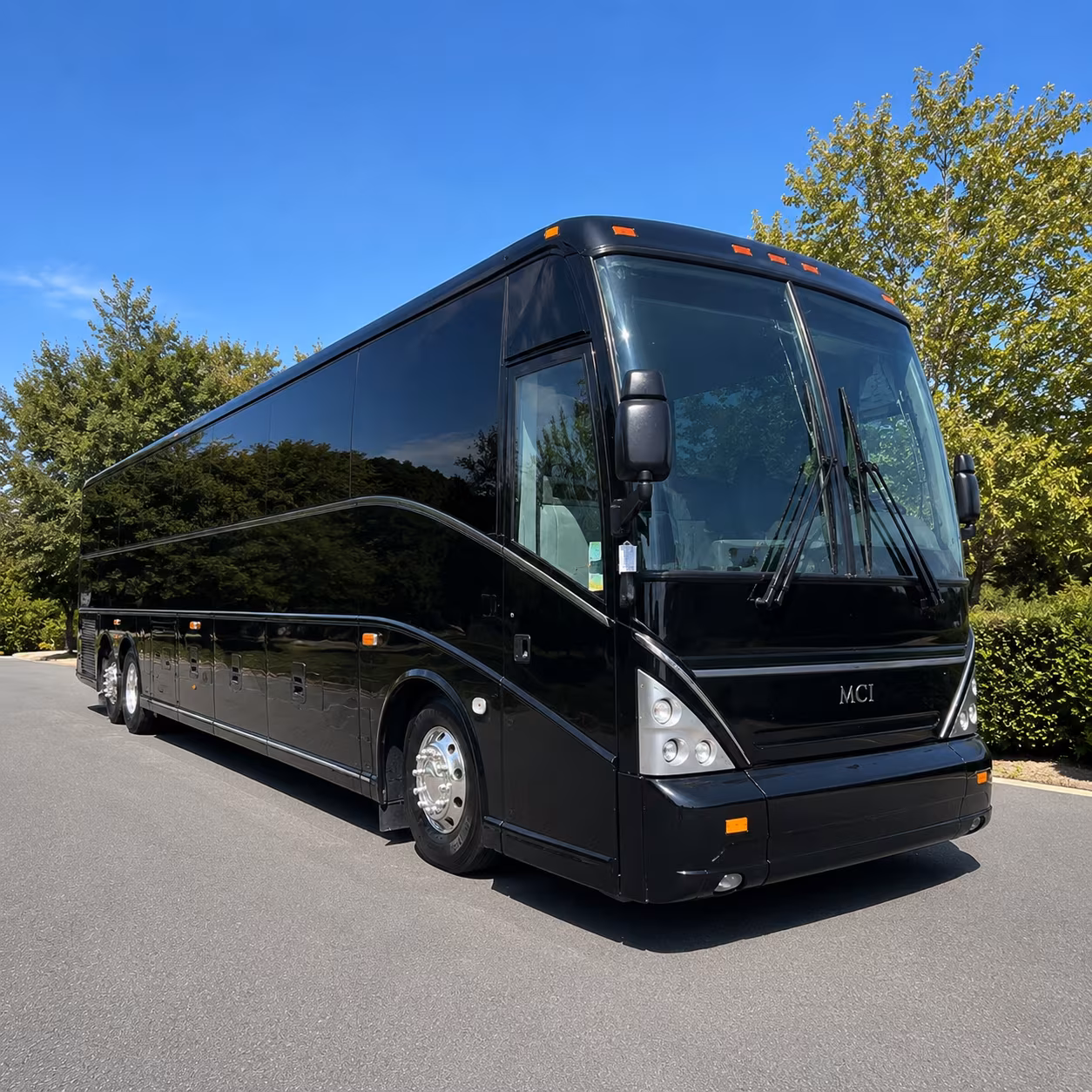 sports team group charter buses to dtw from southfield